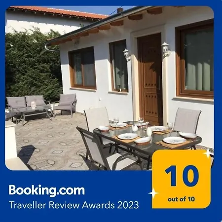 Anna - Maria Luxury Vakantiehuis *